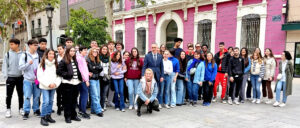 Encuentro Intercultural: El Dr. Miguel Ángel Ruiz Preside la Bienvenida a los Estudiantes Parisinos en el IES Fray Andrés