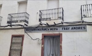 Plan de Renovación Urbana: Ayuntamiento Sanctiona la Eliminación de Estructuras Peligrosas