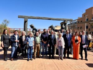 Puertollano Honra a Pepe Noja: Una Plaza Dedicada al Escultor y su Legado Artístico