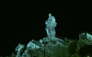 Puertollano se Viste de Azul en Apoyo al Día Mundial del Autismo: Monumentos Emblemáticos Resplandecen por la Concienciación