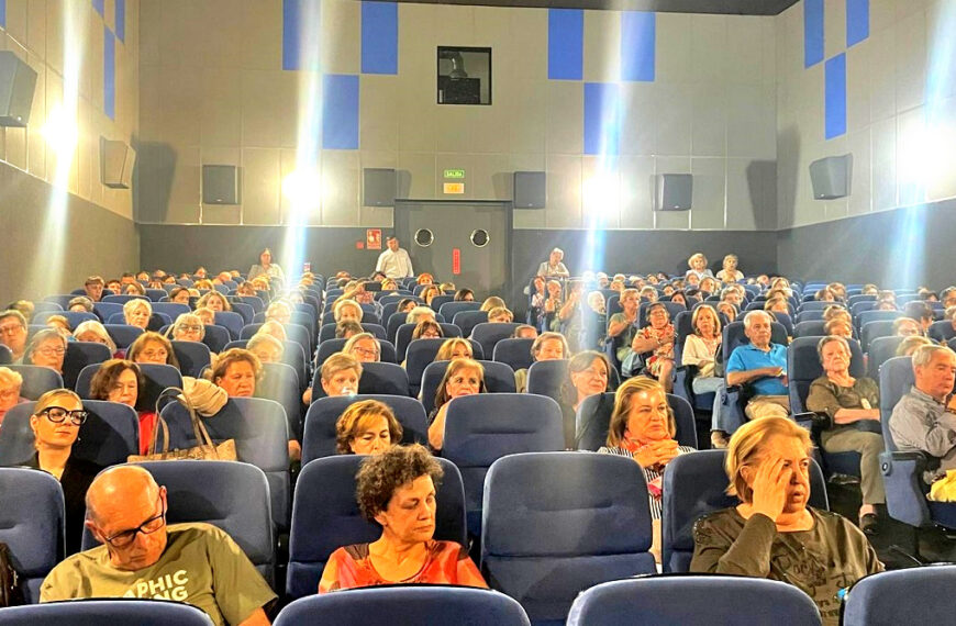 Cierre Exitoso de los ‘Lunes Violeta’ con Gran Acogida en la Última Función del Ciclo de Cine