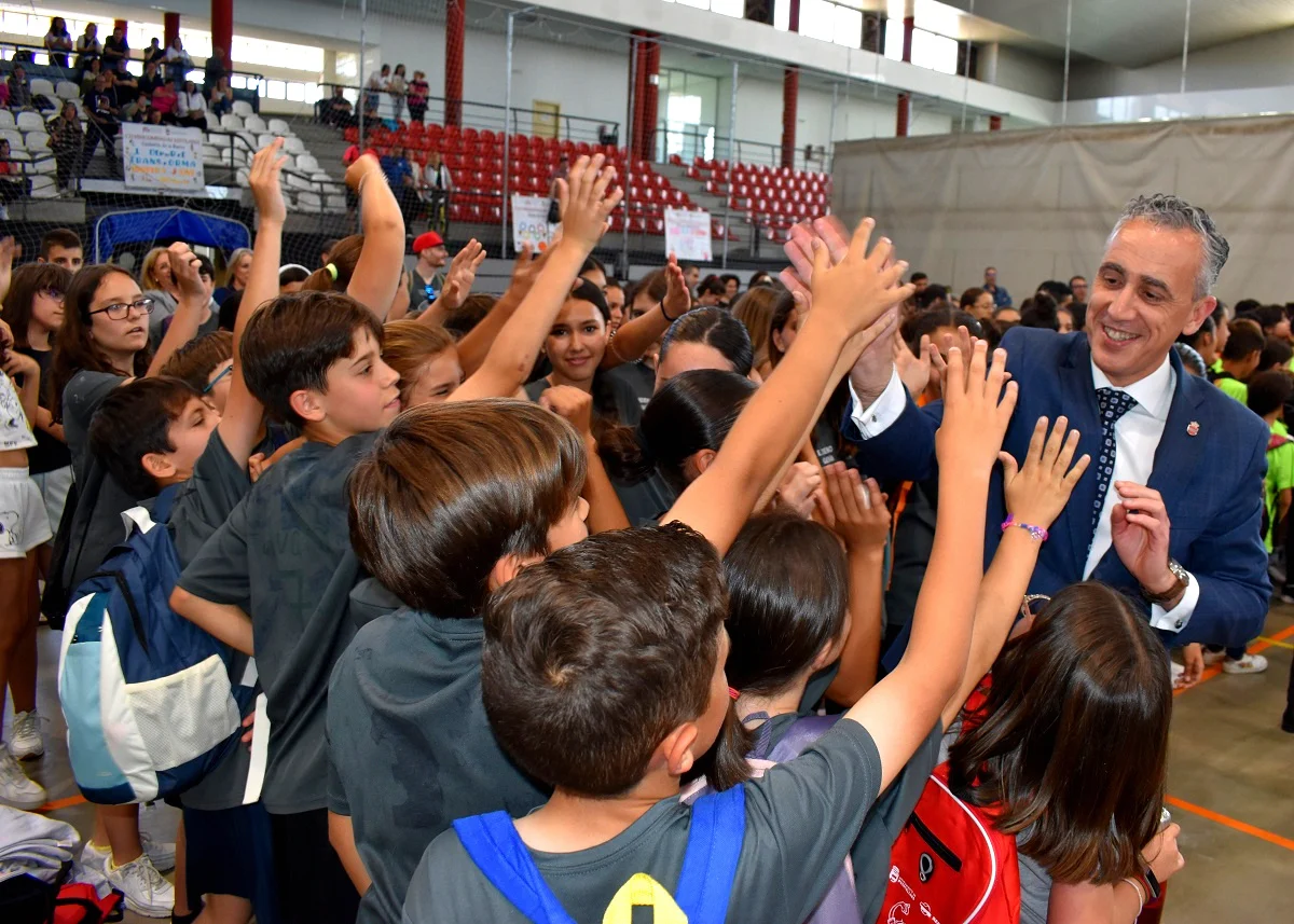 Clausura Triunfal de las Miniolimpiadas Escolares con la Gran Ceremonia de Medallas