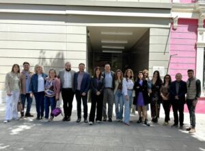 El gobierno regional respalda a las artistas puertollaneras del colectivo ARTFEM en exposición en el Museo ‘Cristina García Rodero’