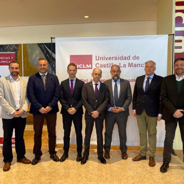 Facultad de Químicas de Ciudad Real: 50 Años Formando a Más de 10.000 Químicos con un Índice de Empleabilidad del 100%