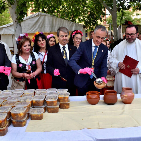 La Ciudad de Puertollano Celebra Con Sabor: El Guiso Sagrado se Honra en un Festivo Histórico