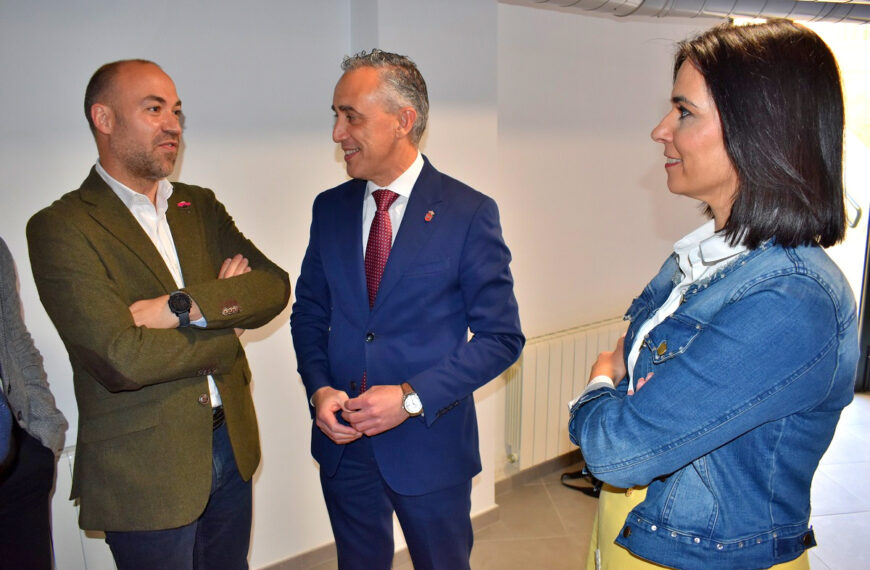 La FP como trampolín al éxito laboral para la juventud de Puertollano, según Miguel Ángel Ruiz