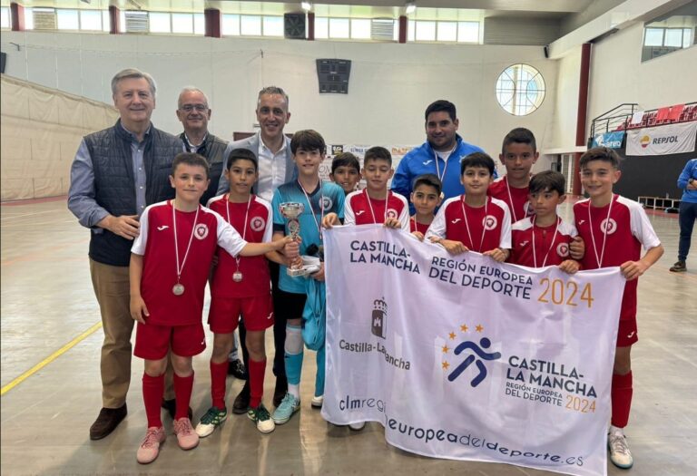 La Joven Promesa de la Escuela Deportiva: Alevines se Coronan Subcampeones Provinciales de Fútbol Sala