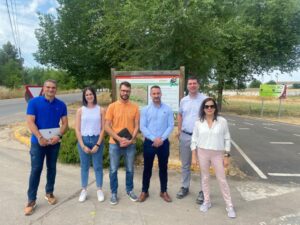 El Alcalde celebra el Día Internacional de la Bicicleta en una reunión con la Fundación de Ferrocarriles Españoles