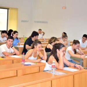 Jóvenes de Puertollano Inician la Etapa de Exámenes para el Ingreso Universitario