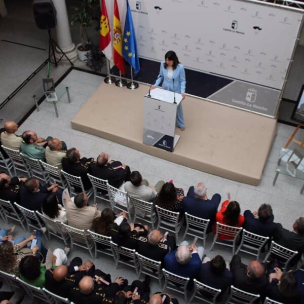 La Junta Destaca la Labor de la Policía Nacional en la Defensa de la Democracia y La Igualdad