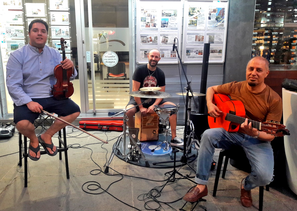 El Trío de Imanol García Concluirá la Serie de Conciertos del Programa ‘Música en la Calle’ Este Verano