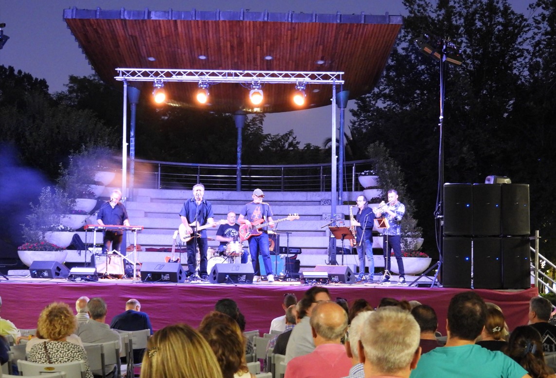 La J. Teixi Band clausura con maestría la segunda edición del Puerto Jazz & Blues Festival