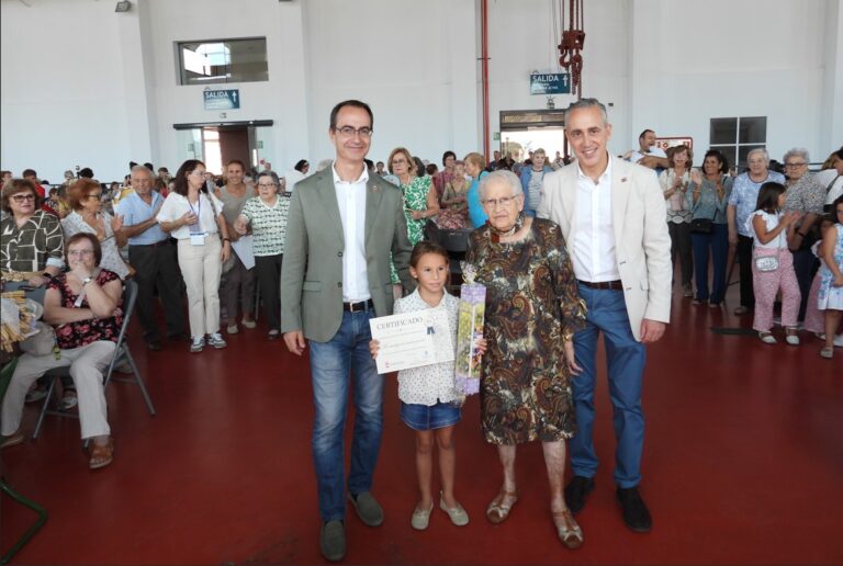 Éxito de convocatoria en el XXIV Encuentro de Encajeras de Puertollano con más de 500 asistentes