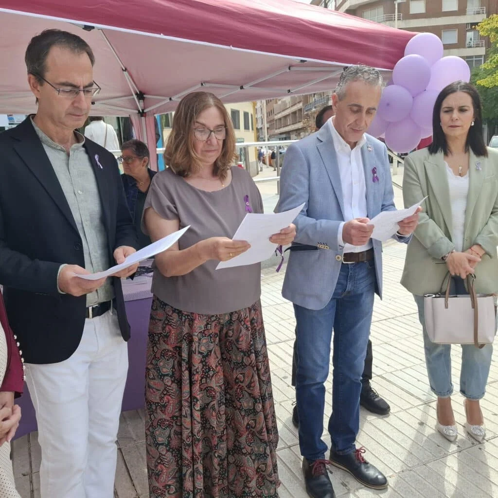 Miguel Ángel Ruiz Destaca la Labor de la Asociación ‘Apen’ en la Lucha por la Calidad de Vida de Afectados por Alzheimer
