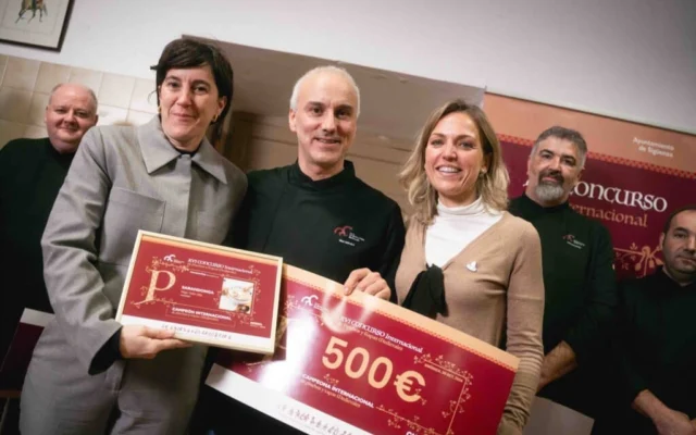Íñigo Tizón, de Bar Gran Sol-Hondarribia, se proclama Chef Medieval 2024 en Sigüenza con 'Sarandonga'