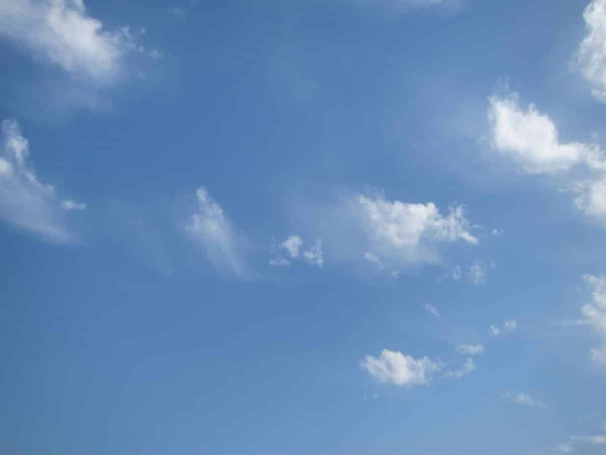 Puertollano supera el límite de información sobre dióxido de azufre, alarmando a la población por la calidad del aire.