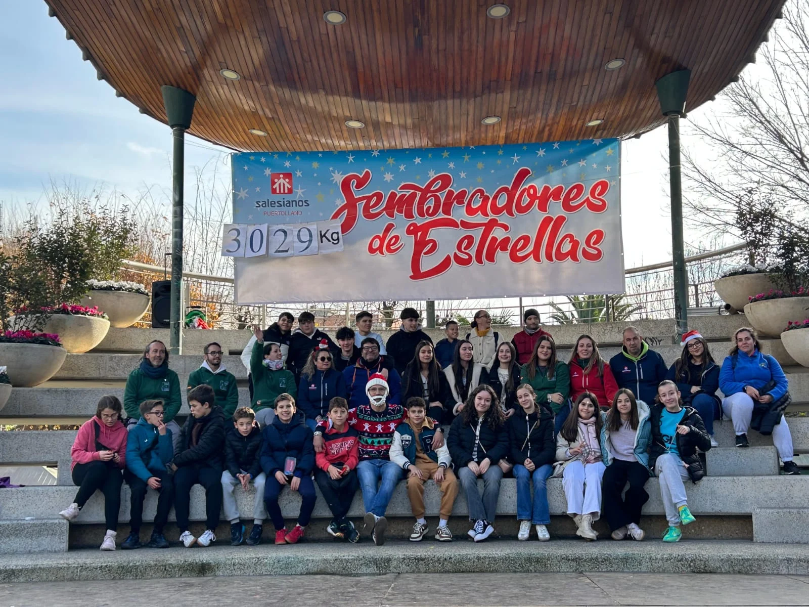 «Sembradores de Estrellas» Recolectan Más de 3 Toneladas en Acto Solidario