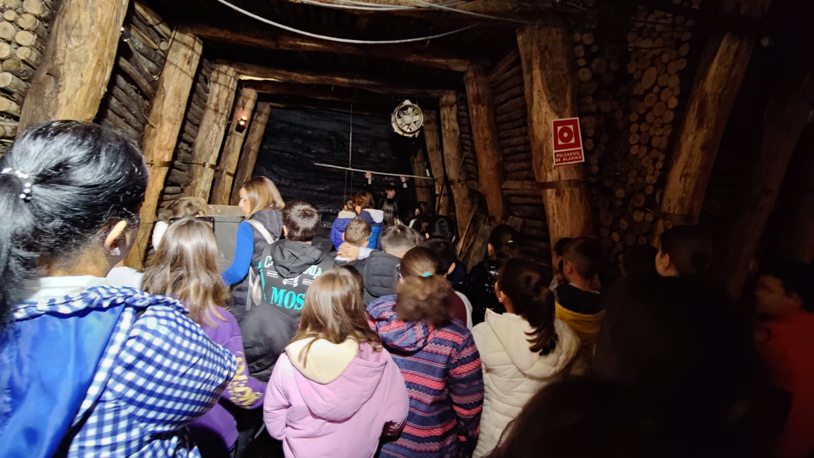 Explora el Patrimonio Minero: Visitas Guiadas Disponibles en La Mina Imagen del Museo de Minería