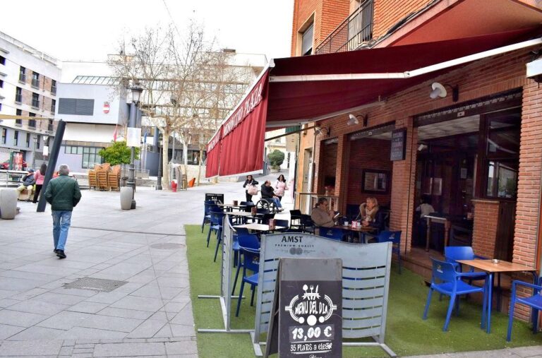 Quince Establecimientos Hosteleros Deben Ajustar sus Terrazas Según Nueva Ordenanza Municipal