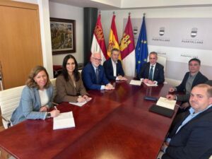 El gobierno de Castilla-La Mancha refuerza su apuesta por las energías renovables en Puertollano con el ISFOC