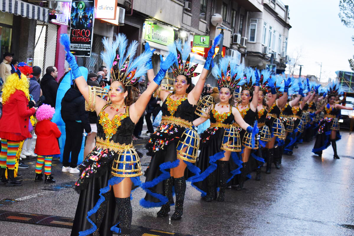 López Berdonces Simpatiza con Carnavaleros pero Condena Insultos a Concejalas del Gobierno
