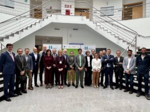 La Junta y Enagás impulsarán desde Puertollano el desarrollo de la gran red troncal para el transporte del hidrógeno