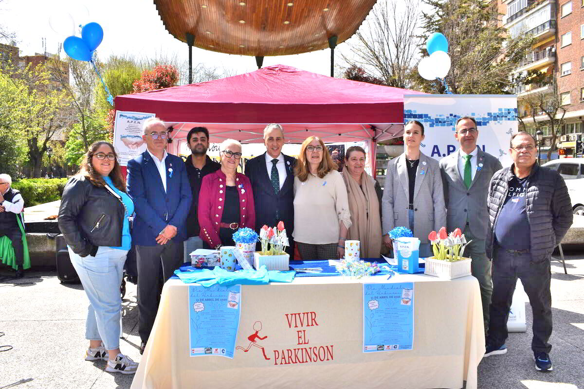 Unidos en Apoyo: Puertollano Demuestra Solidaridad y Afecto hacia Pacientes y Familias Afectadas por el Parkinson