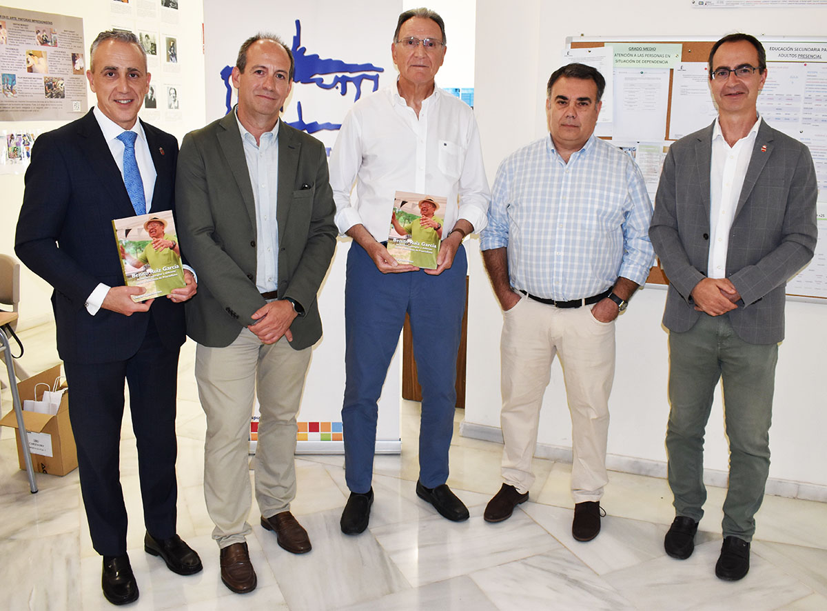 Legado de Lucha: La Vida y Obra de Benito Ruiz a Través de la Mirada de Eduardo Egido