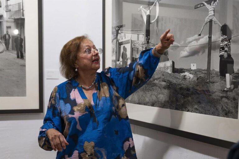 El Rey concede el título de nueva marquesa de Valle de Alcudia a la fotógrafa puertollanense Cristina García Rodero