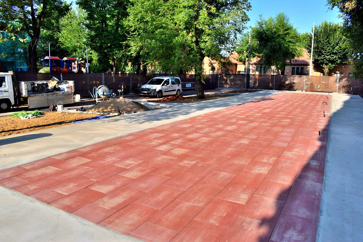 Barriada Libertad se Renueva: El Antiguo Colegio Miguel de Unamuno Convertido en Vibrante Espacio Público