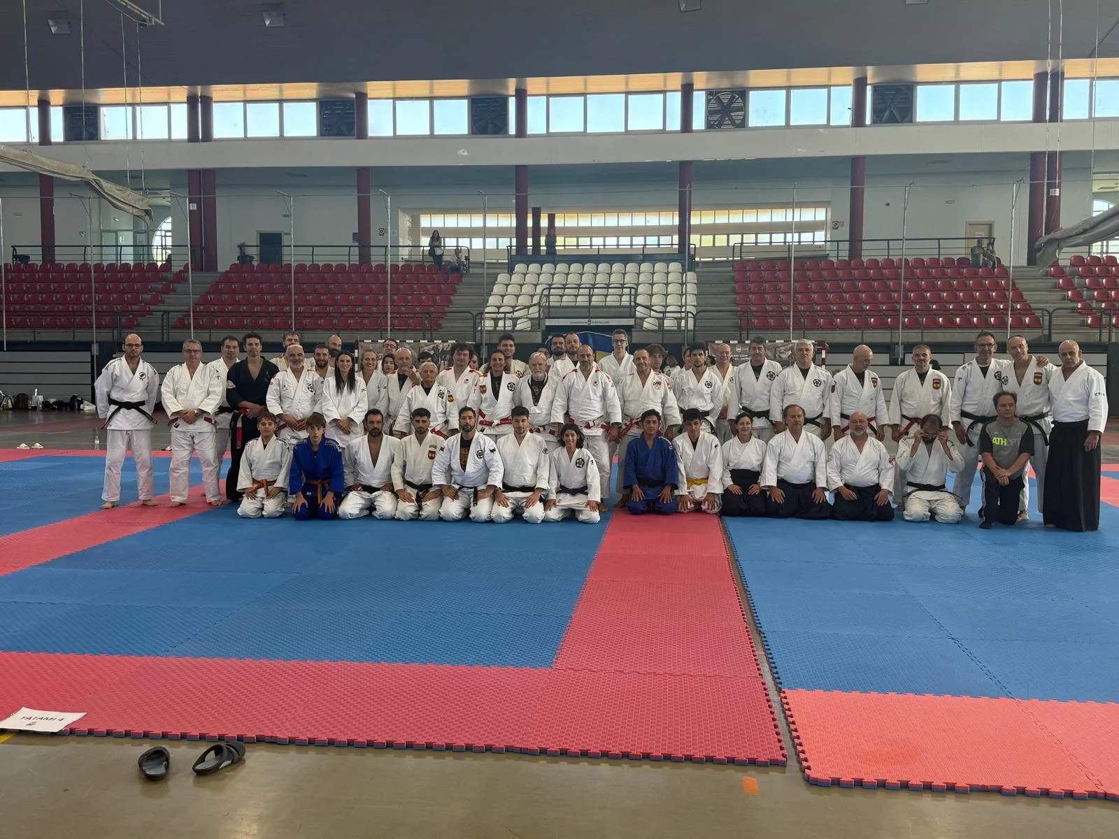 Nuevo Récord Mundial: 25 Horas Ininterrumpidas de Entrenamiento en Artes Marciales