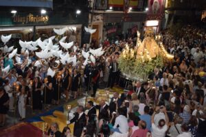 Puertollano Celebra con Devoción: Multitud Acompaña a la Virgen de Gracia en Procesión de Fe y Tradición