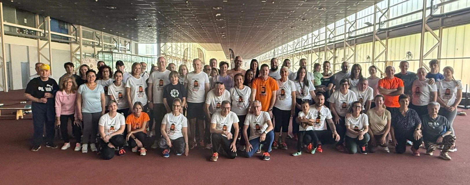 Caminata de Concienciación: 60 Participantes se Movilizan para Destacar la Importancia del Ejercicio en la Lucha contra la Espondiloartritis