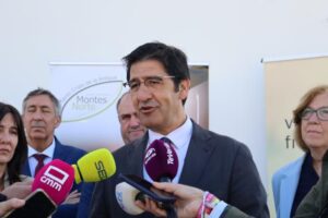 Gobierno regional destaca la inclusión de Saceruela en planificación energética, clave para Hydnum Steel y ErasmoPower2X