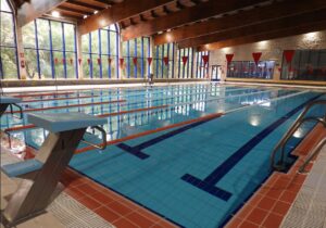 Inauguración de Temporada en la Renovada Piscina Municipal Modesto Eiroa tras Inversión de 15.000 Euros en Mejoras