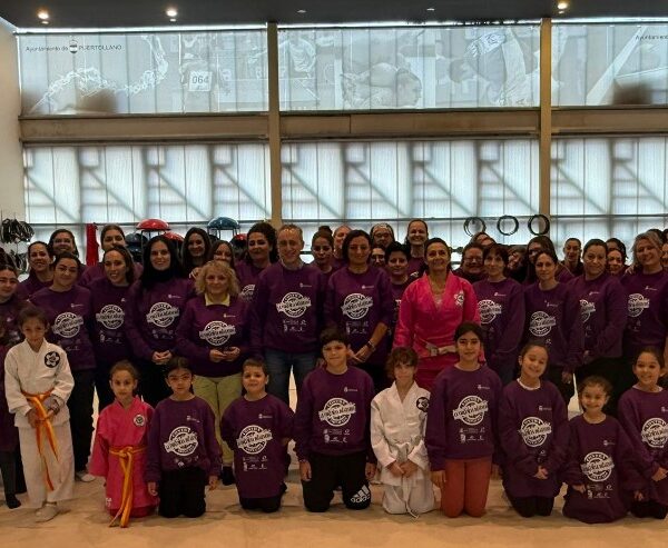 Empoderamiento y Seguridad: Sesenta Mujeres Se Capacitan en Técnicas de Autodefensa