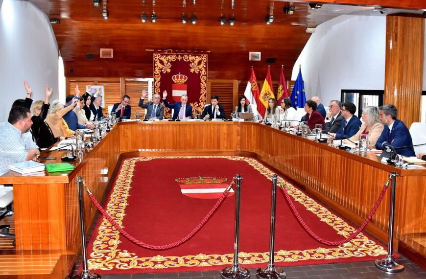 Gestión Municipal Autónoma: El Gobierno Local Aprueba con Determinación el Presupuesto Expansivo para 2026