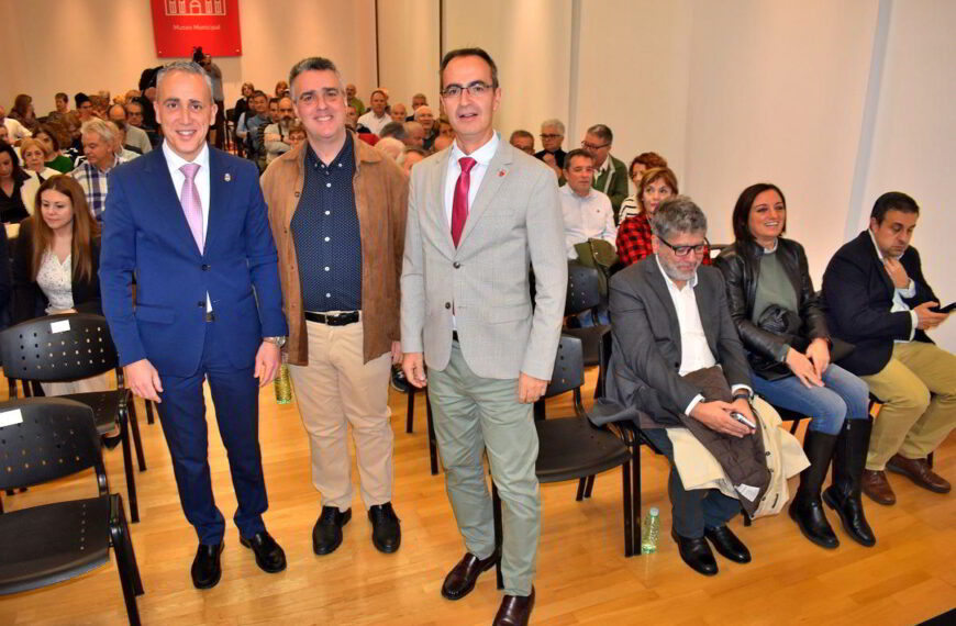 Las Luces y Sombras del Puertollano de los Años 20: Gómez Vozmediano Inaugura las Jornadas de Historia