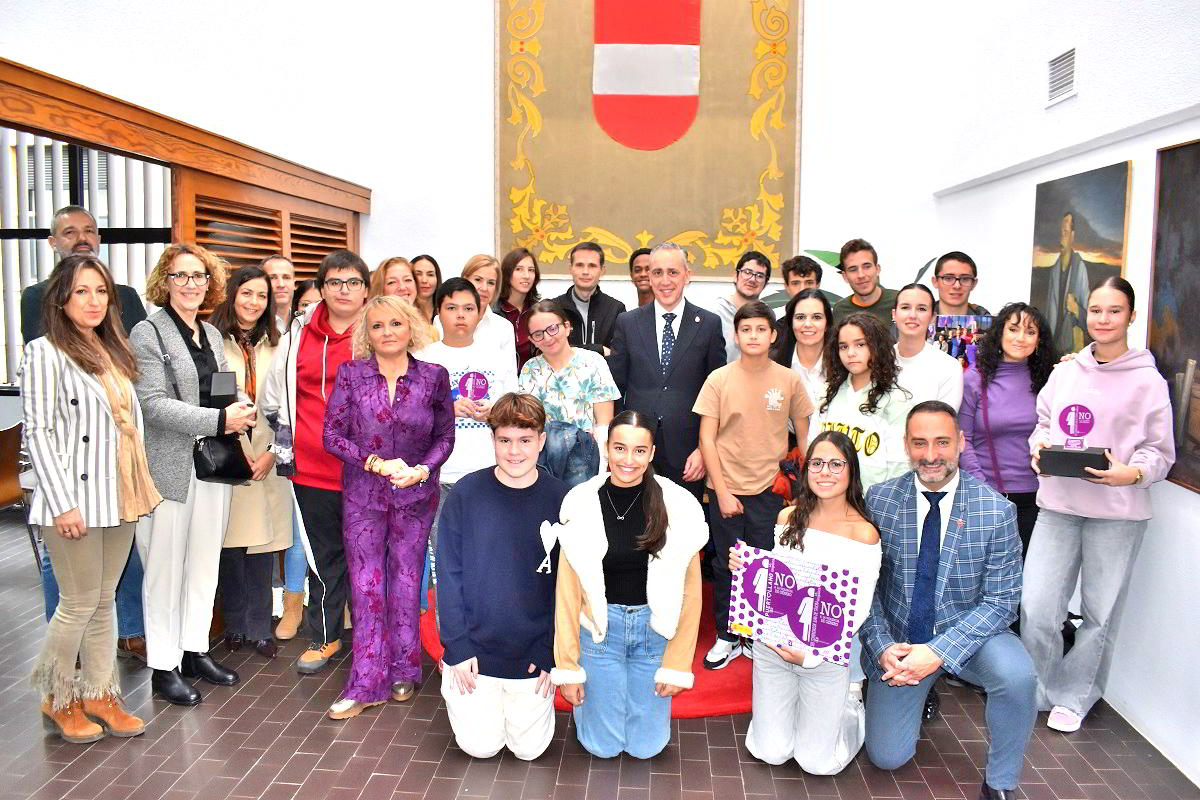 Seis Instituciones Educativas Galardonadas por su Compromiso en la Lucha contra la Violencia de Género