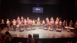 Delicias Inesperadas: Capachos Encantan en Actuación de Diciembre