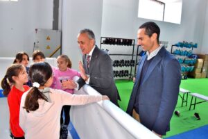 El Gran Parque Temático de la Navidad Inaugura ‘La Central de los Sueños’ para el Deleite de las Familias