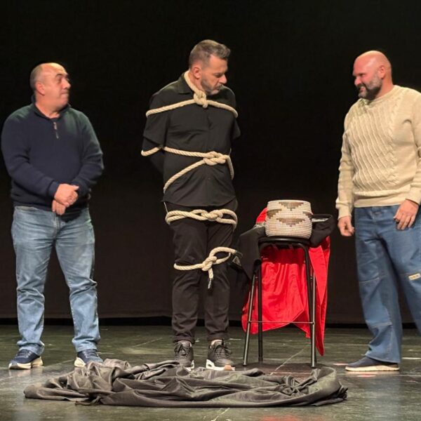 Espectáculo mágico hechiza a multitud y agota entradas en el Auditorio ante más de 1000 asistentes