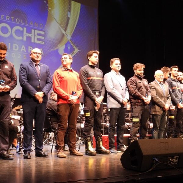 Homenaje a la dedicación y valentía: Gala de Ciudad Noticias reconoce la labor de bomberos, Cruz Roja y María Luisa Cabañero