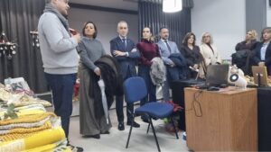 Mercadillo Navideño de Cáritas: Un Portal a la Solidaridad en Estas Fiestas