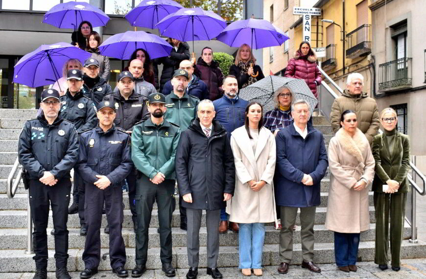 Puertollano se Levanta contra el Machismo: Multitudinaria Concentración Condena la Violencia en Torrijos