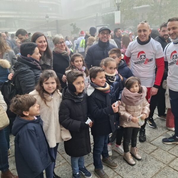 Campanadas infantiles en Puertollano: Una celebración de Año Nuevo para los más pequeños con uvas y diversión