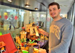 Exposición ‘Naves Corsarias’ de Playmobil hechiza al Ayuntamiento: Revive la era de los piratas en la costa inglesa