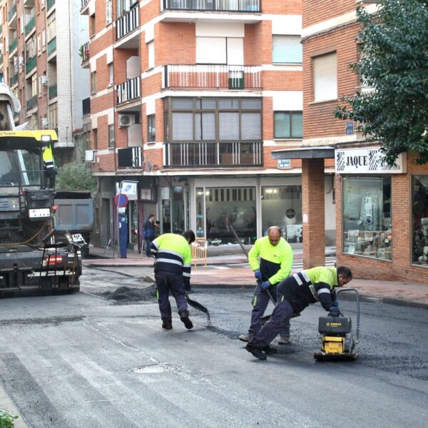 Plan de Mejora Urbana: El Ayuntamiento anuncia la renovación del asfaltado en más de 30 calles de distintas barriadas