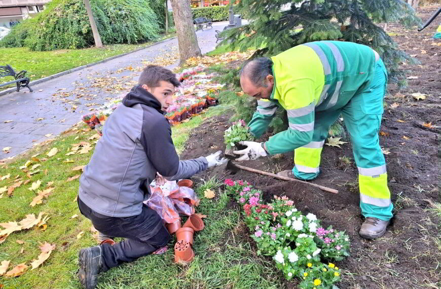 Adquisición de biotrituradora optimizará la gestión de residuos vegetales en parques y jardines locales