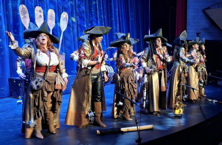 El Carnaval de Puertollano Cobra Vida con el Despliegue de Comparsas y Chirigotas